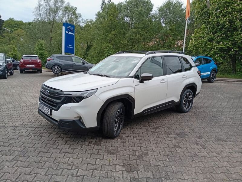 Neu Subaru Forester Exclusive+ 136 PS (100 kW) 2025 Weiß SUV