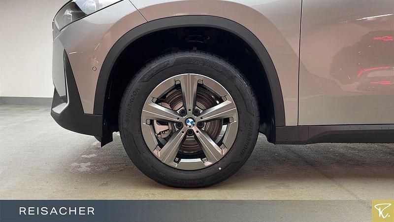 Neu BMW X1 156 PS (114 kW) 2025 Silber SUV