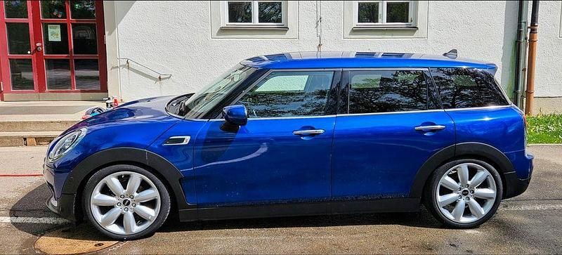 Blau Gebraucht 2019 Mini One D Clubman Chili Kombi | 12.200 € (Fairer Preis) - Bild 1/4