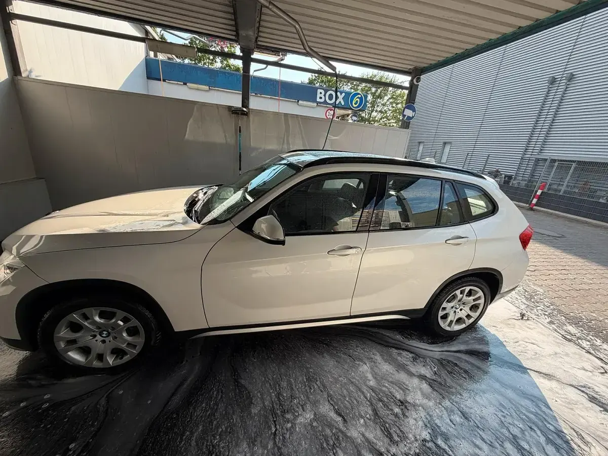 Gebraucht BMW X1 184 PS (135 kW) 2015 Weiß SUV