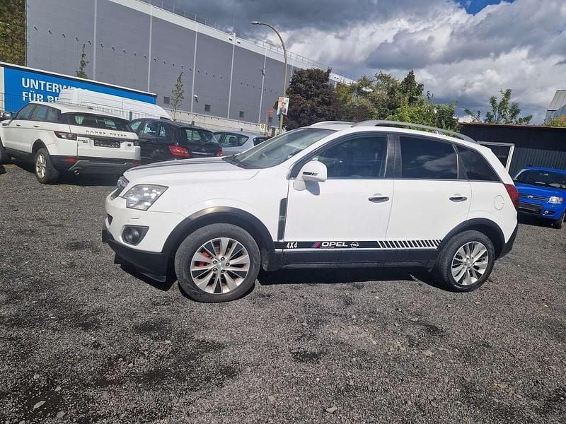Schwarz Gebraucht 2013 Opel Antara Cosmo SUV | 4.390 € (Superpreis) - Bild 1/4