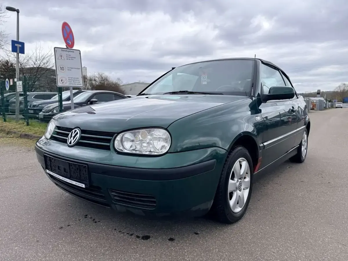 Gebraucht VW Golf Classicline 116 PS (85 kW) 2002 Grün Cabrio