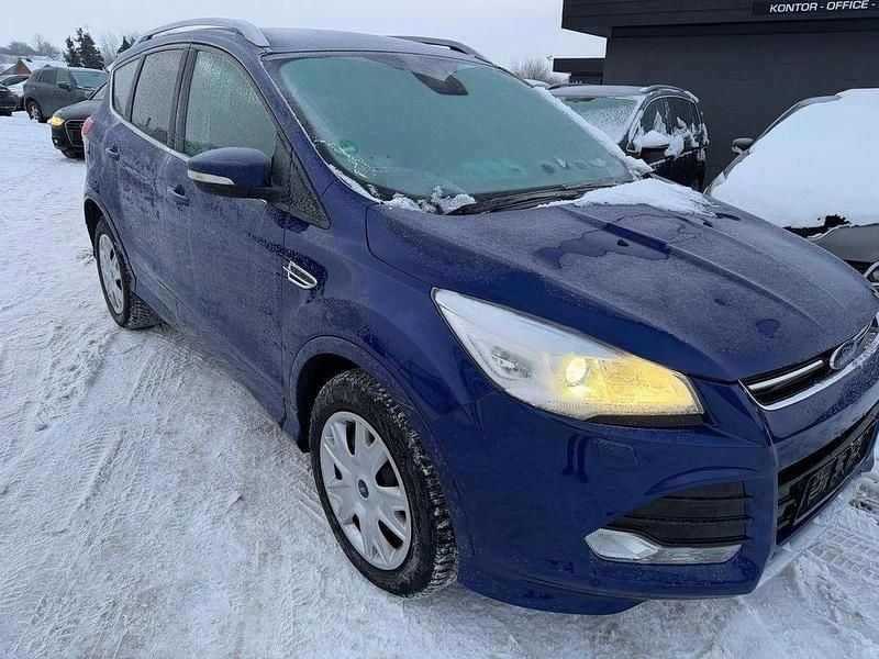Gebraucht Ford Kuga Individual 179 PS (131 kW) 2016 Blau SUV