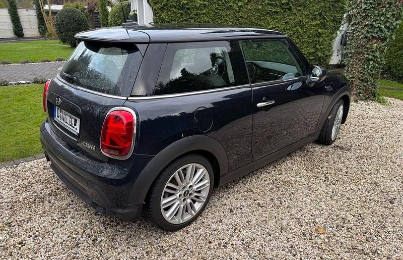 Gebraucht Mini Cooper Classic 136 PS (100 kW) 2023 Blau Kleinwagen