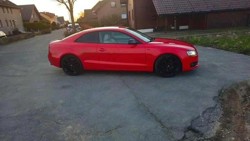 Gebraucht Audi A5 Performance 239 PS (175 kW) 2011 Rot Coupé