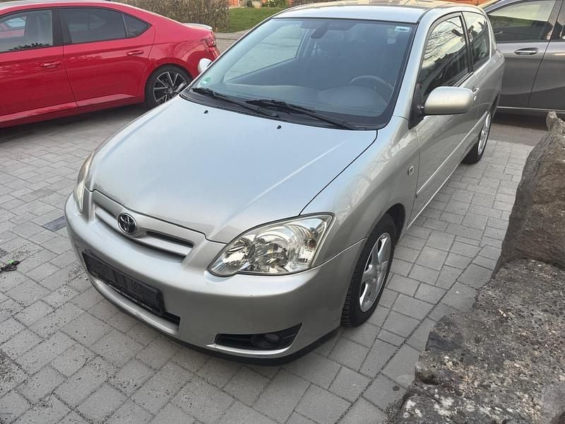 Gebraucht Toyota Corolla 97 PS (71 kW) 2005 Gelb Kleinwagen