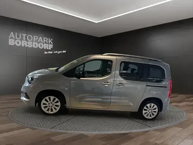 Gebraucht Opel Combo-e Life Ultimate 100 kW (136 PS) 2022 Grau Van / Kleinbus