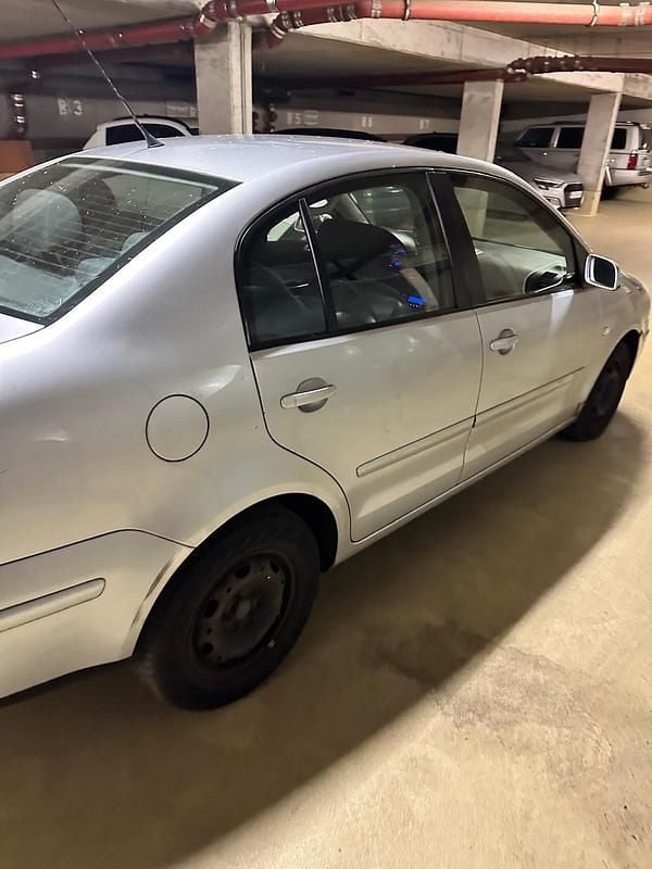 Gebraucht VW Polo 75 PS (55 kW) 2004 Grau Limousine