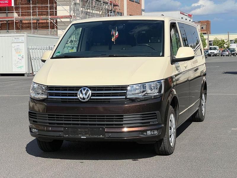Gelb Gebraucht 2016 VW T6 Van | 15.900 € - Bild 1/4