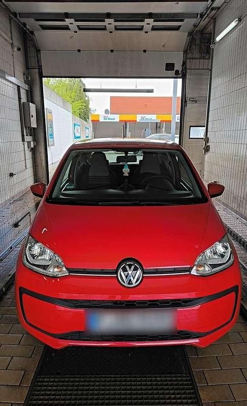 Używany VW up! move up! 68 KM (50 kW) 2016 Czerwony Hatchback