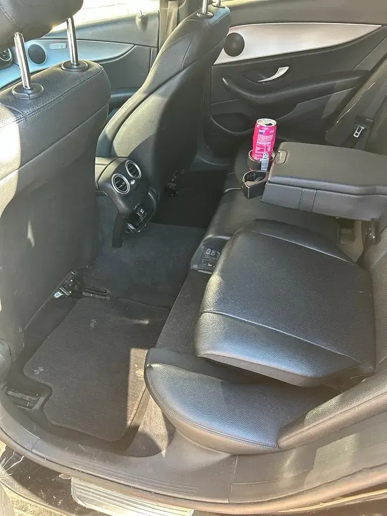 Second-hand Mercedes E200 150 CP (110 kW) 2018 Negru Berlinǎ