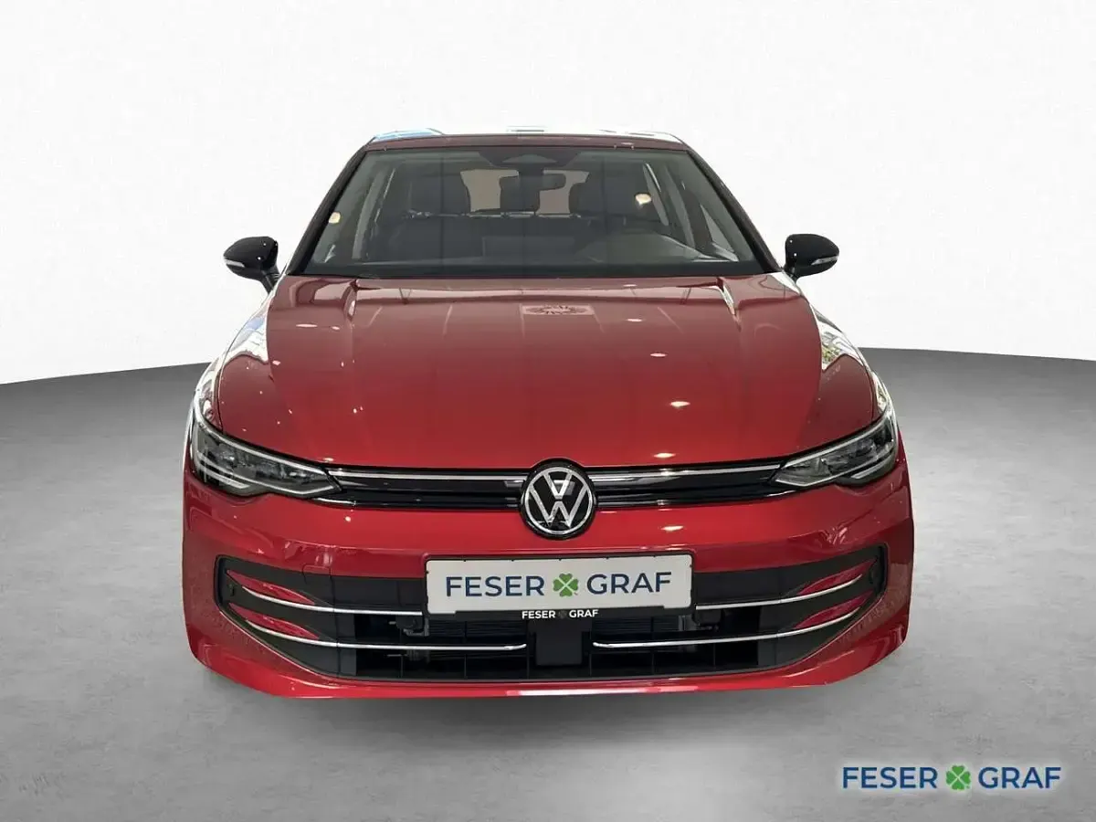 Neu VW Golf VIII Life 150 PS (110 kW) 2026 Kings red metallic Limousine
