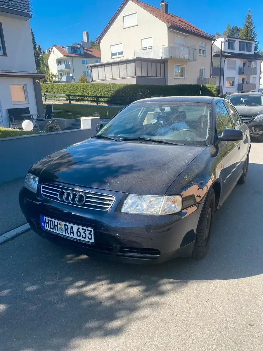 Gebraucht Audi A3 102 PS (75 kW) 2000 Blau Kleinwagen