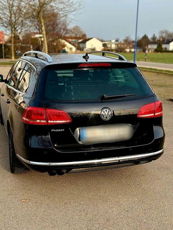 Gebraucht VW Passat Highline 170 PS (125 kW) 2011 Schwarz Kombi