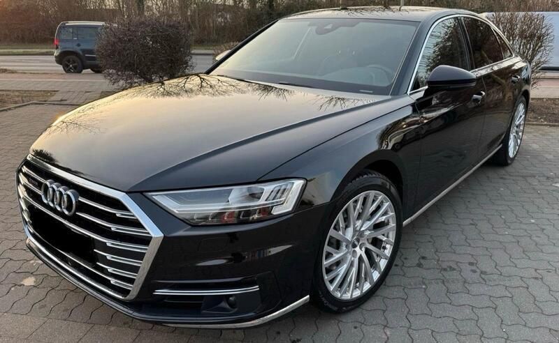 Schwarz Gebraucht 2018 Audi A8 Limousine | 33.800 € - Bild 1/4
