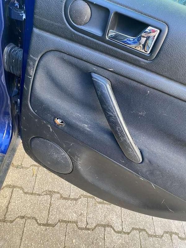 Gebraucht VW Passat 136 PS (100 kW) 2002 Limousine