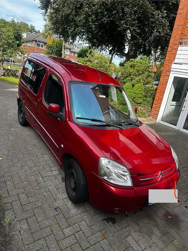 Rot Gebraucht 2007 Citroën Berlingo Van / Kleinbus | 1.850 € (Guter Preis) - Bild 1/4