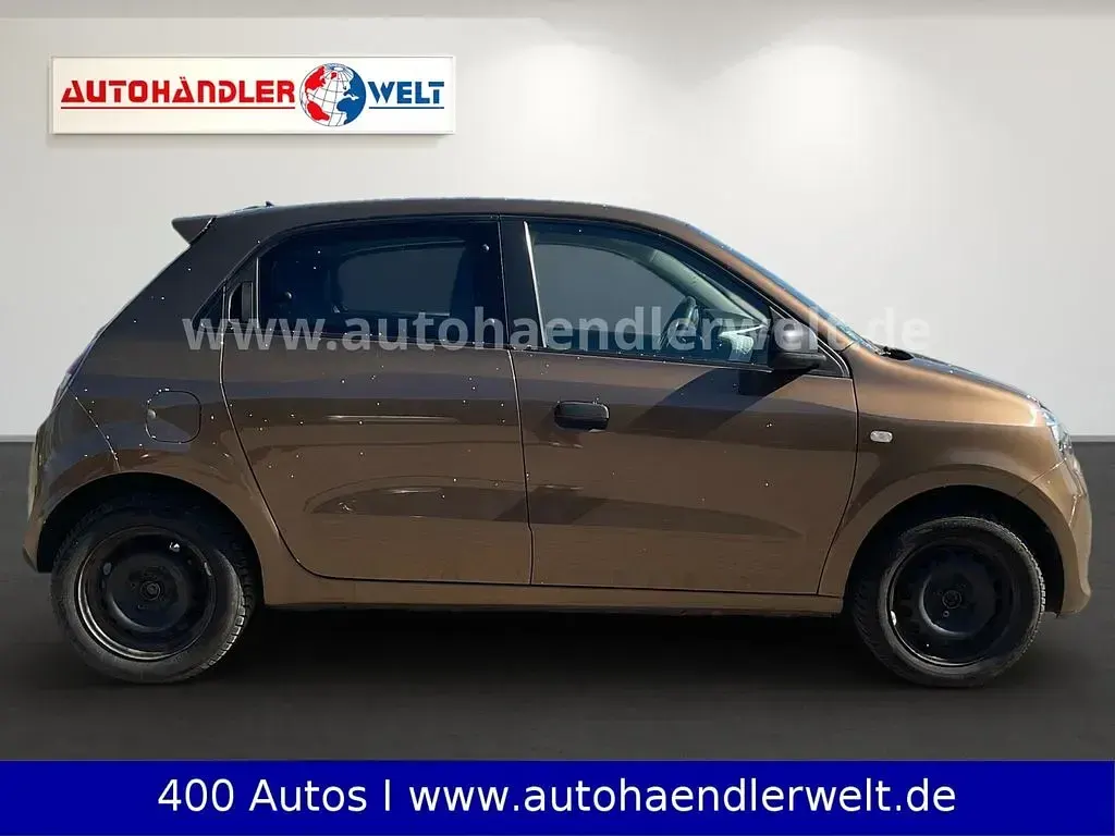 Używany Renault Twingo Dynamique 71 KM (52 kW) 2016 Brązowy Hatchback