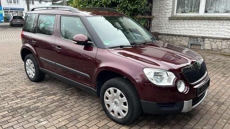 Gebraucht Skoda Yeti Plus Edition 122 PS (89 kW) 2011 Rot rosso brunello metallic SUV