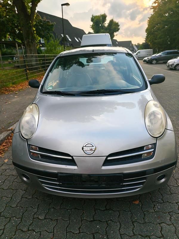 Silber Gebraucht 2006 Nissan Micra Kleinwagen | 750 € (Guter Preis) - Bild 1/4
