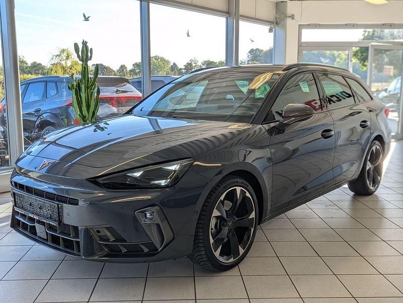 Usata Cupra Leon 150 CV (110 kW) 2025 Grigio Berlina