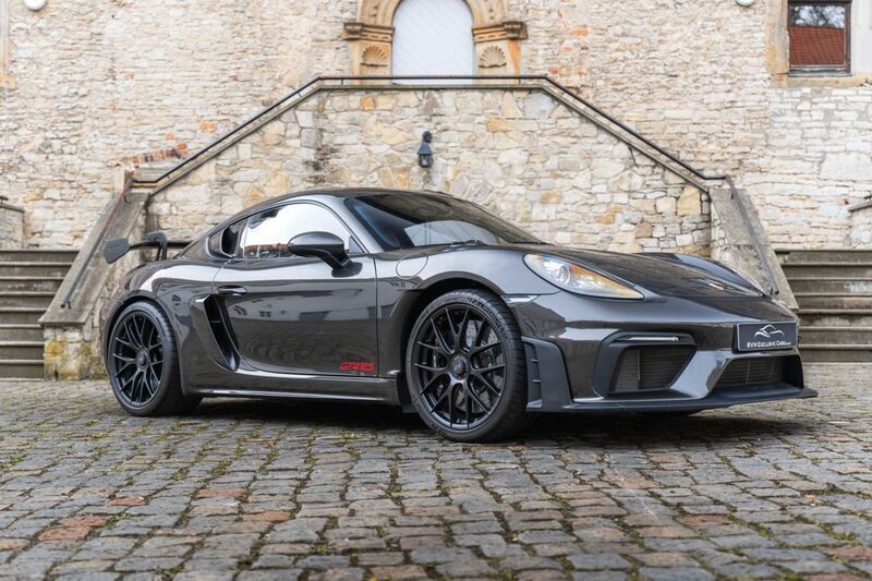 Grau Neu 2024 Porsche Cayman GT4 Coupé | 217.718 € - Bild 1/4