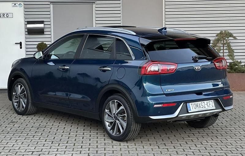 Gebraucht Kia Niro Spirit 141 PS (103 kW) 2017 Blau SUV