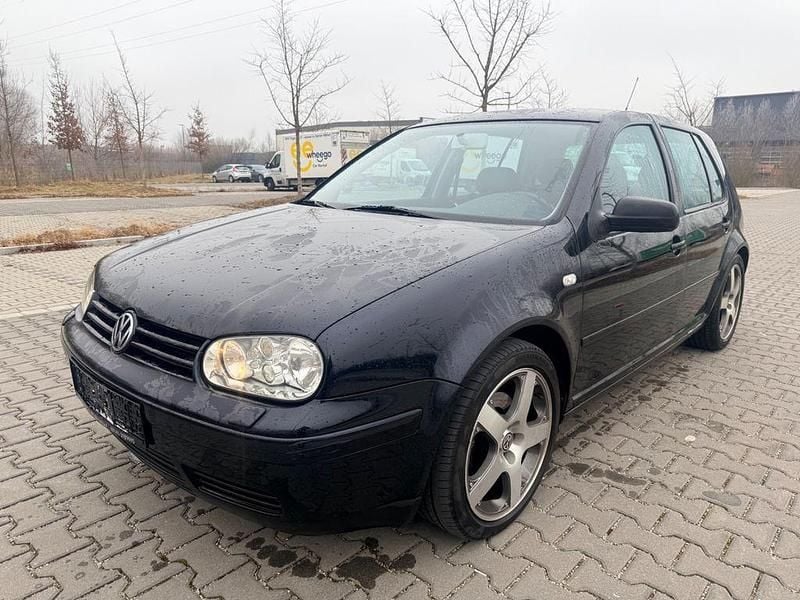 Blau Gebraucht 2002 VW Golf Sport Limousine | 3.390 € (Fairer Preis) - Bild 1/4