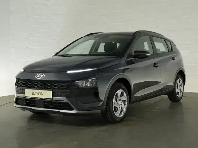 Neu Hyundai Bayon Select 101 PS (74 kW) 2025 Grau SUV