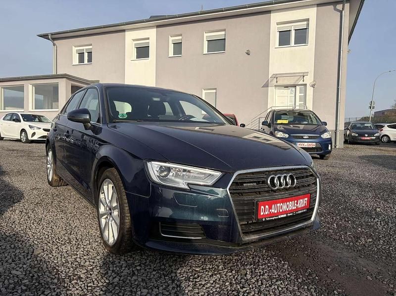 Gebraucht Audi A3 Design 184 PS (135 kW) 2017 Kosmosblau metallic Kleinwagen