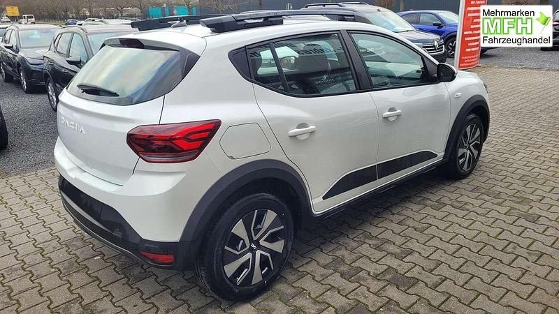 Neu Dacia Sandero Expression 101 PS (74 kW) 2026 Weiß SUV