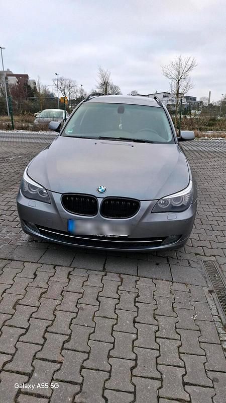 Gebraucht BMW 520 170 PS (125 kW) 2009 Grau Kombi