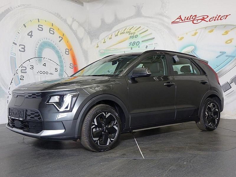 Gebraucht Kia e-Niro Silver 150 kW (204 PS) 2024 Grau SUV