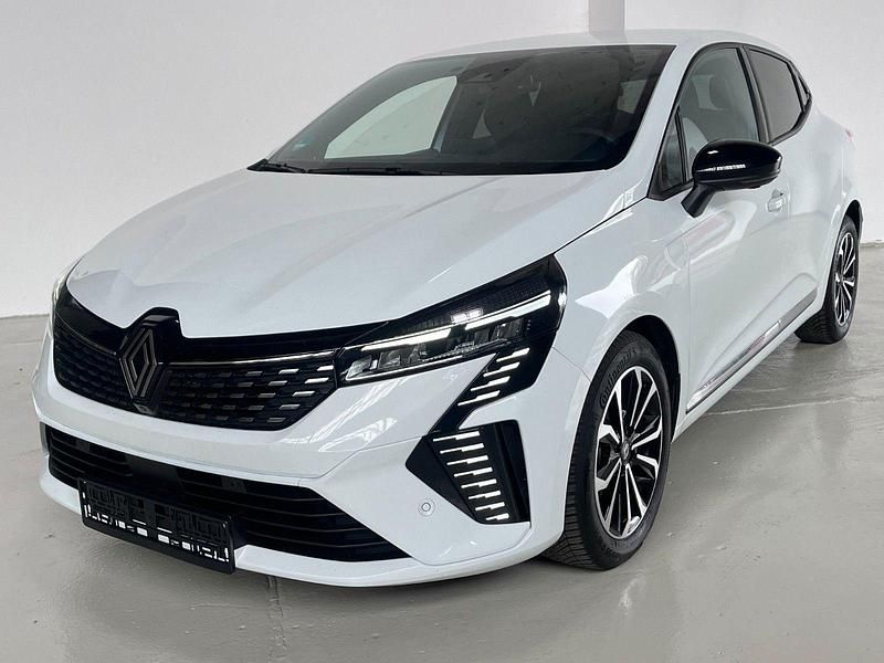 Weiß Gebraucht 2023 Renault Clio V Techno Kleinwagen | 16.000 € (Fairer Preis) - Bild 1/4