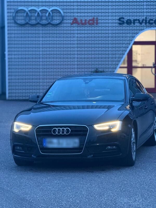 Schwarz Gebraucht 2012 Audi A5 Coupé | 9.300 € (Teuer) - Bild 1/4