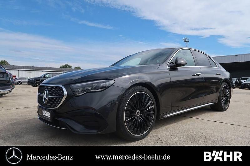 Grau Gebraucht 2024 Mercedes E220 AMG Limousine | 47.850 € (Guter Preis) - Bild 1/4