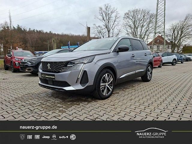 Gebraucht Peugeot 5008 Allure 131 PS (96 kW) 2023 Grau SUV