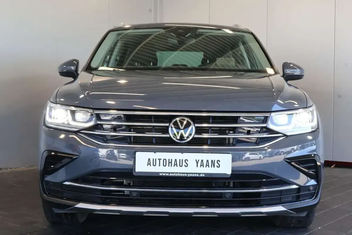 Gebraucht VW Tiguan 150 PS (110 kW) 2021 Grau SUV