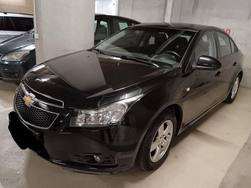 Schwarz Gebraucht 2012 Chevrolet Cruze LT Limousine | 5.000 € (Fairer Preis) - Bild 1/4