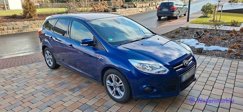 Gebraucht Ford Focus SYNC Edition 101 PS (74 kW) 2014 Blau Limousine