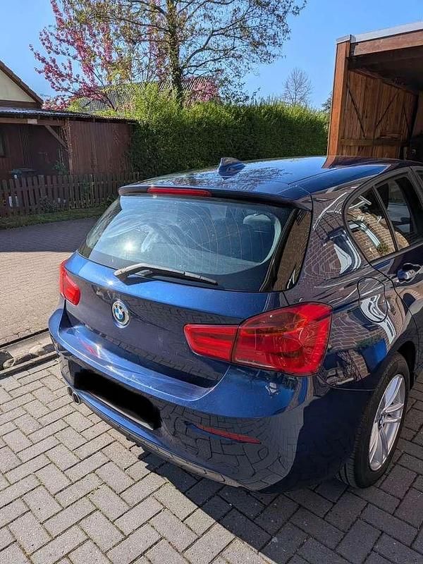 Gebraucht BMW 120 Advantage 190 PS (139 kW) 2015 Blau Kleinwagen