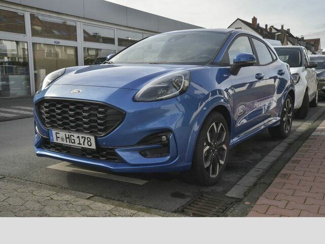 is the ford puma hybrid automatic