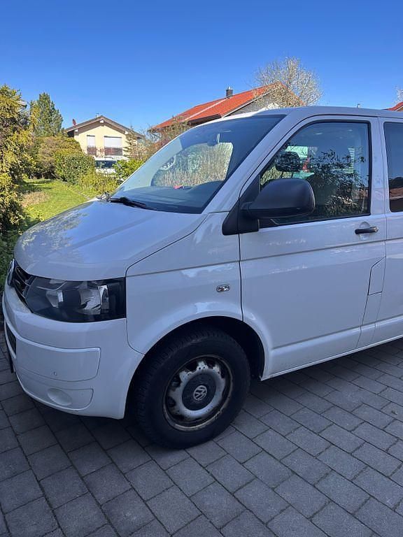 Second-hand VW T5 140 CP (102 kW) 2012 Alb Van