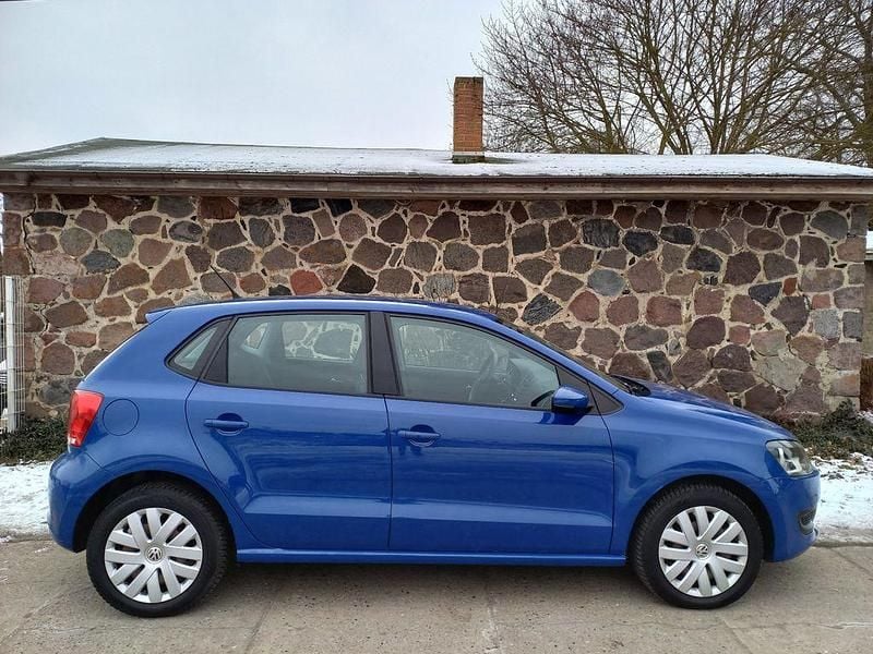 Gebraucht VW Polo Comfortline 86 PS (63 kW) 2010 Blau Kleinwagen