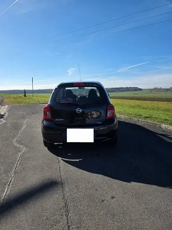 Gebraucht Nissan Micra 80 PS (58 kW) 2016 Violett Kleinwagen