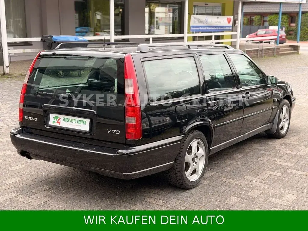 Gebraucht Volvo V70 140 PS (102 kW) 2000 Schwarz Kombi