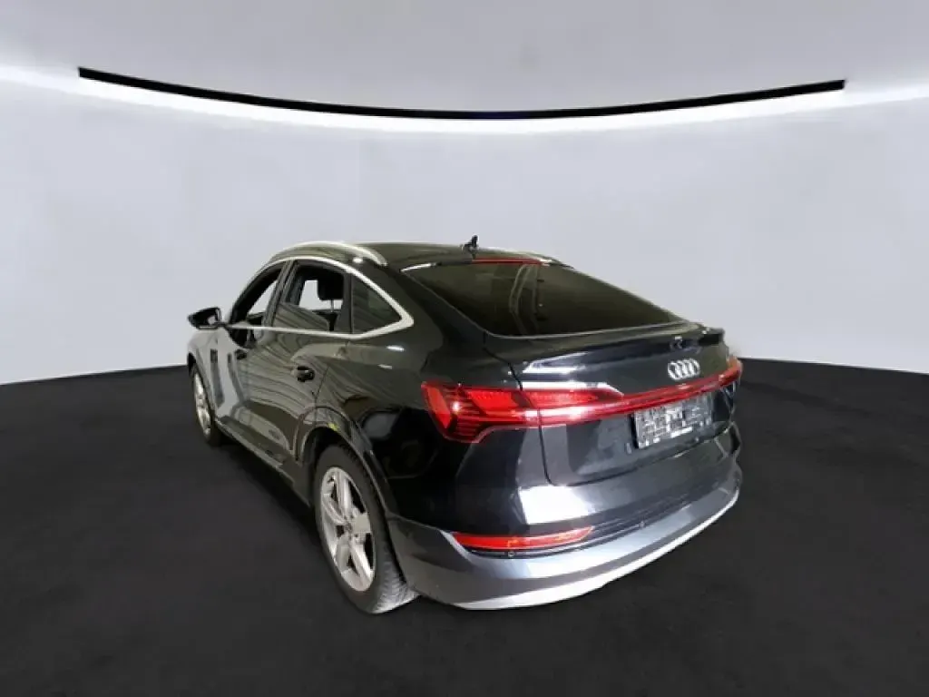 Usata Audi e-tron Sportback Ambiente 300 kW (408 CV) 2023 Nero SUV