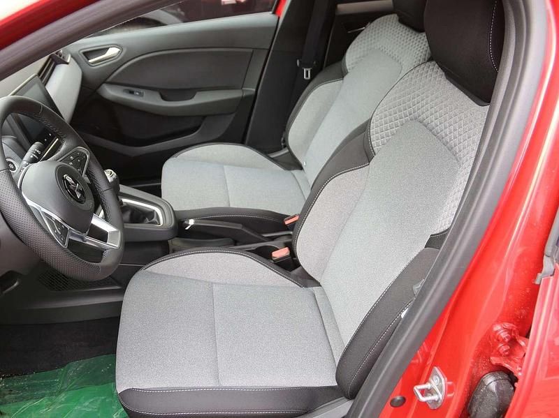 Gebraucht Mitsubishi Colt Plus 67 PS (49 kW) 2024 Rot Kleinwagen