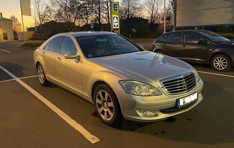 Gebraucht Mercedes S350 272 PS (200 kW) 2007 Silber Limousine