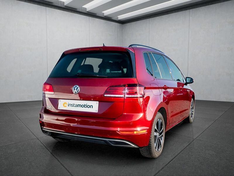Gebraucht VW Golf VIII 150 PS (110 kW) 2020 Rot Kleinwagen
